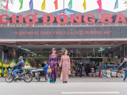 Hue Dong Ba Market