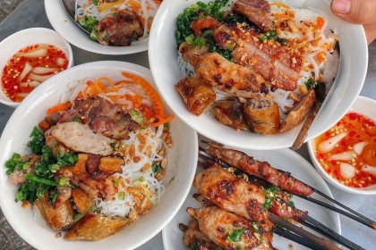 Grilled pork vermicelli（Bún thịt nướng） 