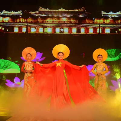 Da Nang Ao Dai Show - a place that honors Vietnamese traditional culture