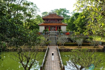 Hue Minh Ming Imperial Tomb