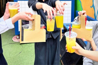 In South Korea, people line up to enjoy Vietnamese sugarcane juice