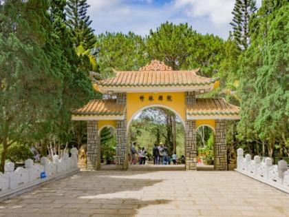 Dalat temple