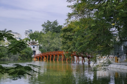 Ngoc Son Temple