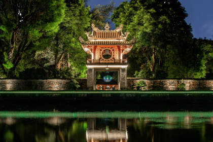 Experience the Hanoi Confucian Temple-Guozijian Night Tour Route