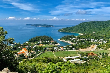 One-day tour to Cham Island with lunch (departing from Da Nang)