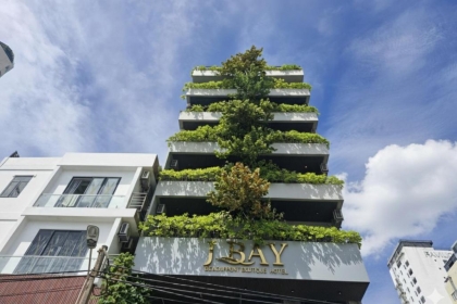JBAY Beachfront Boutique Hotel