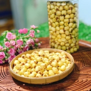 Dried lotus seeds (220g/box)