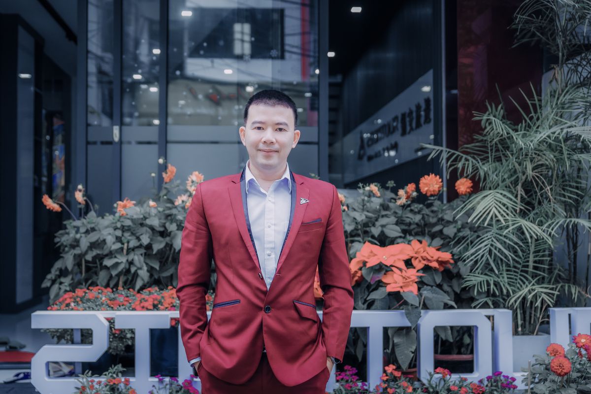 Samuel Pan - CEO 