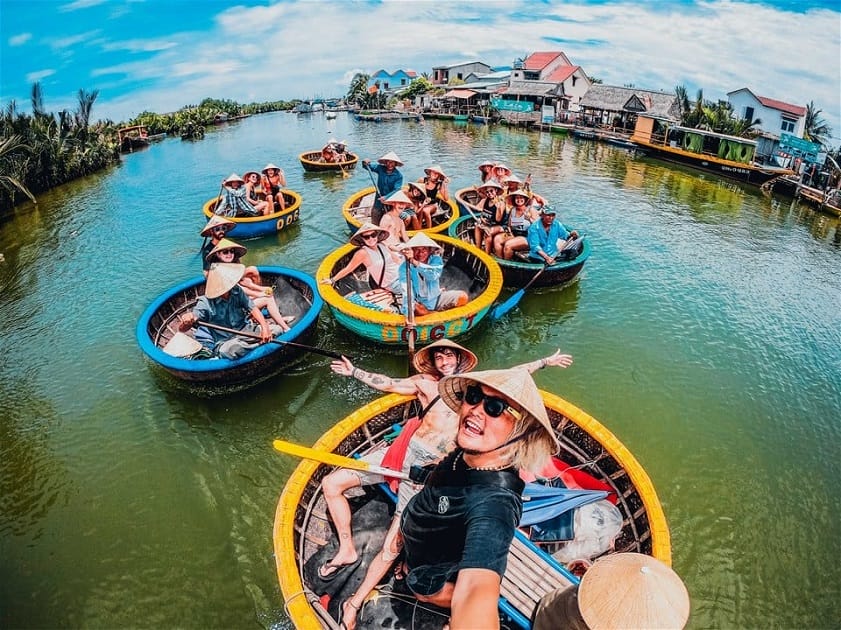  Coconut basket boat experience